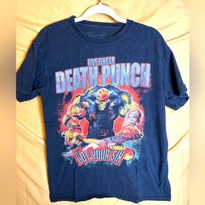 Five Finger Death Punch retro tee shirt size Medium